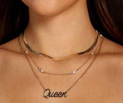 She's A Queen Necklace Set